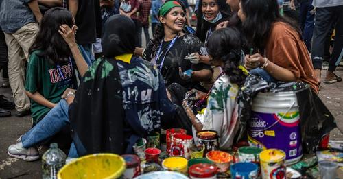 In Bangladesh moet het puinruimen nu beginnen