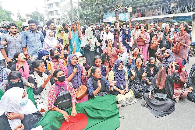 রাজনীতির নতুন অধ্যায় লিখছেন তরুণেরা