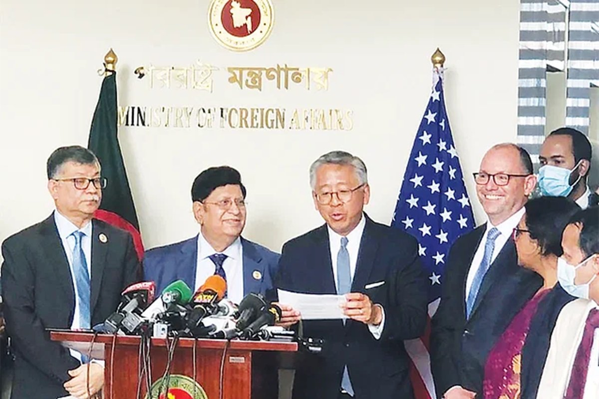 ডোনাল্ড লুর সফর কী প্রভাব ফেলবে