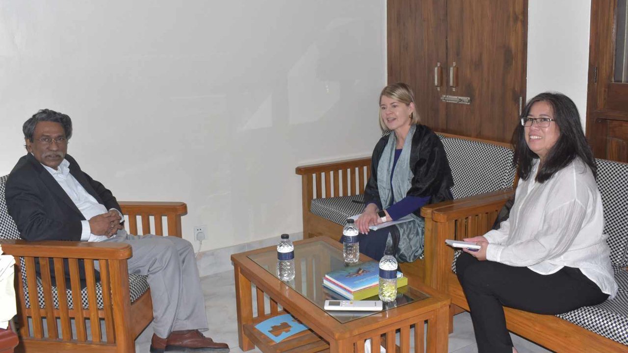 ঐকমত্য কমিশনের সহ-সভাপতির সঙ্গে ইন্টারন্যাশনাল আইডিইএ পরিচালকের বৈঠক